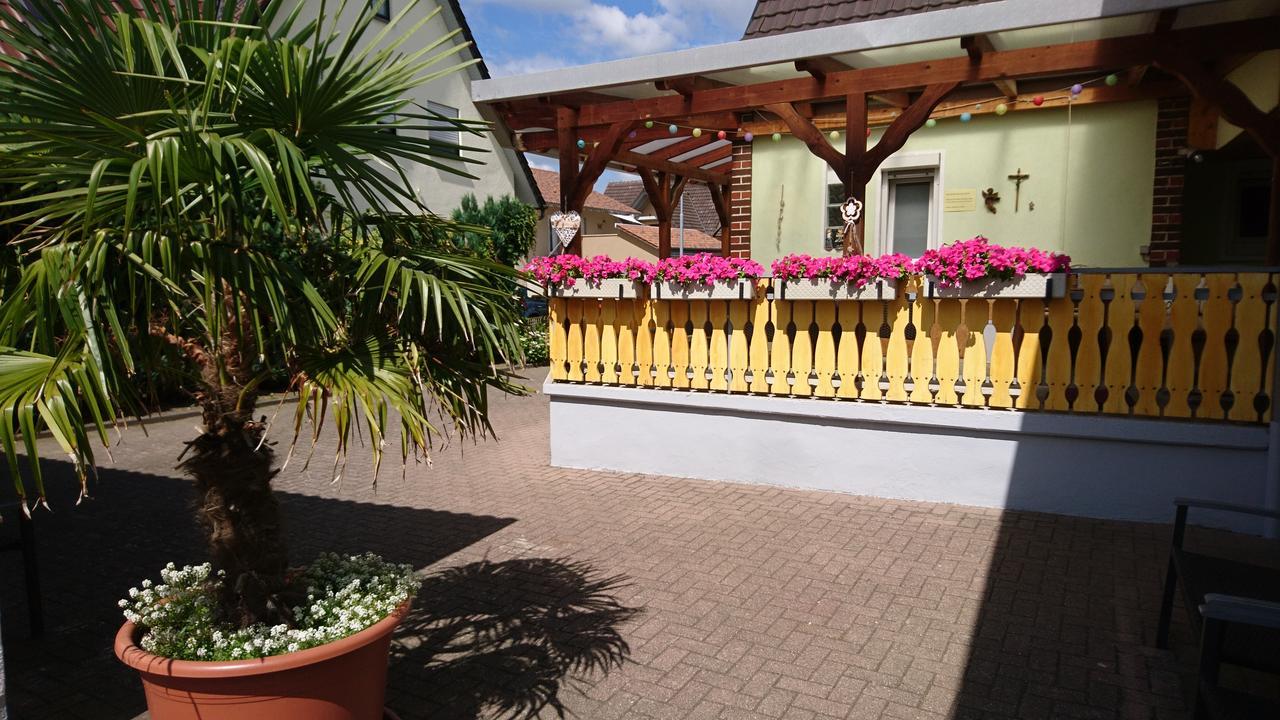 Gaestehaus Brigitte Duri Руст Экстерьер фото